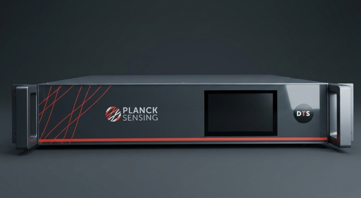 Planck Sensing DTS rackmount equipment